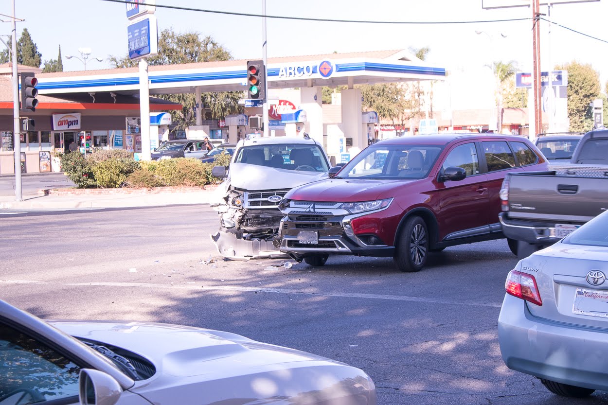 El Paso, TX - Two Injured in Collision at Mesa St & Castellano Dr